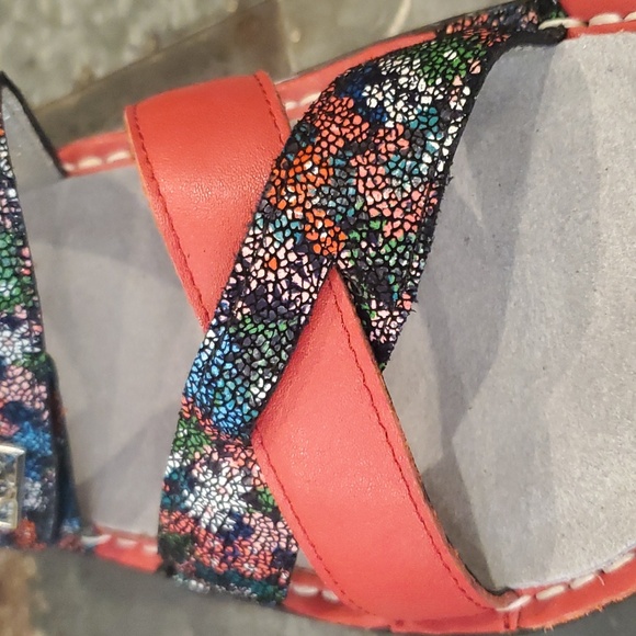 Victoriah Botanicool Sandal | Size 8-8 1/2 - Picture 15 of 16